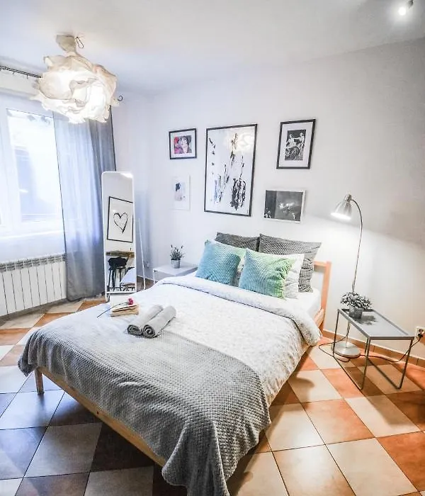 Lion Apartments - Your Own Apartment In Cracow-1