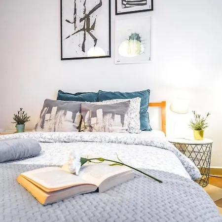 Lion Apartments - Your Own Apartment In Cracow-2